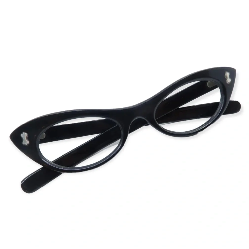 Fabulous 1950’s French Extreme Cateye Eyeglasses in Black, Handmade in France